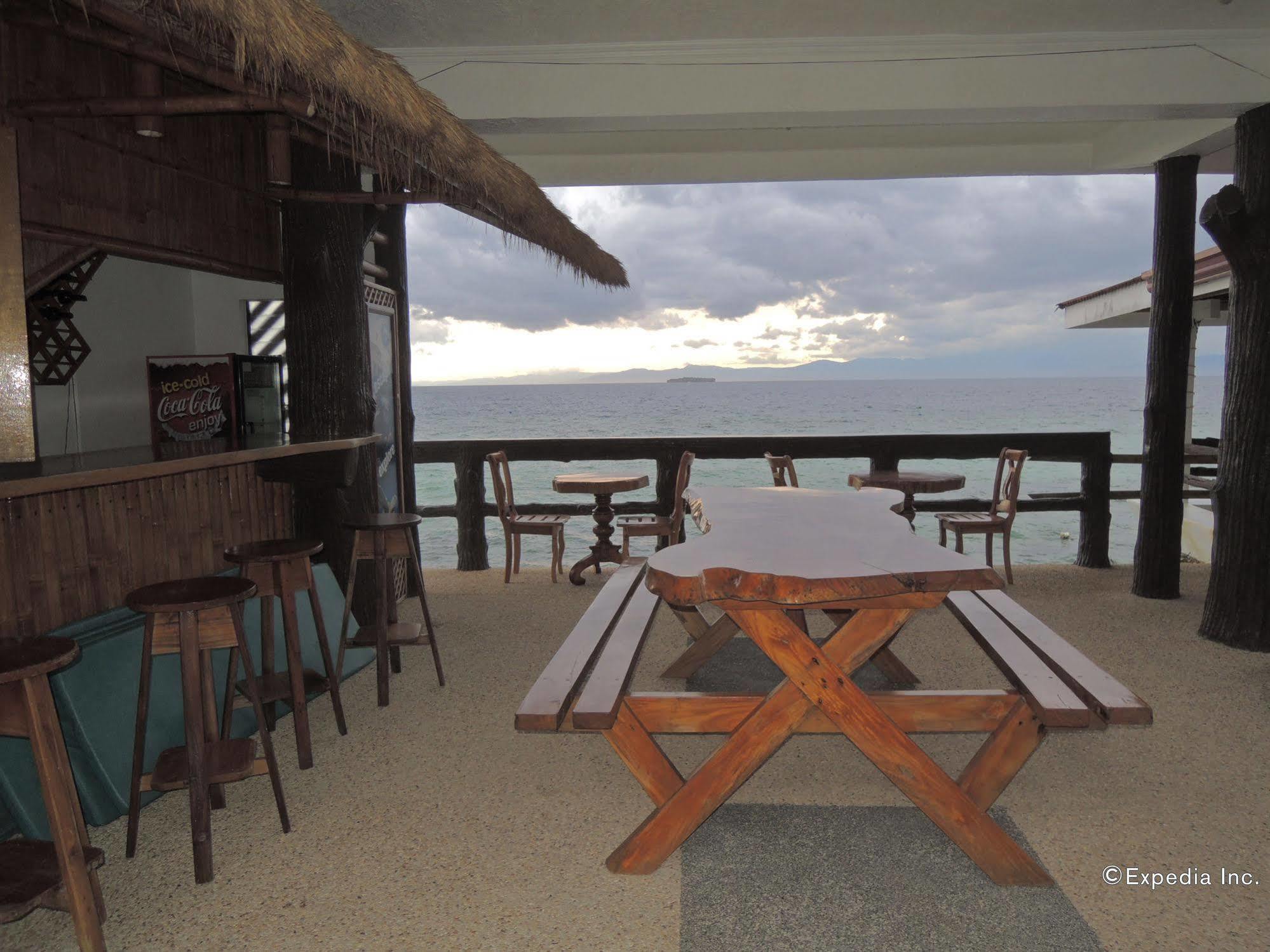 Love'S Beach & Dive Resort Moalboal Eksteriør billede